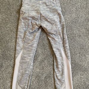 Lululemon WUNDER UNDER CROP II (SPECIAL EDITION) *SCALLOP 23"